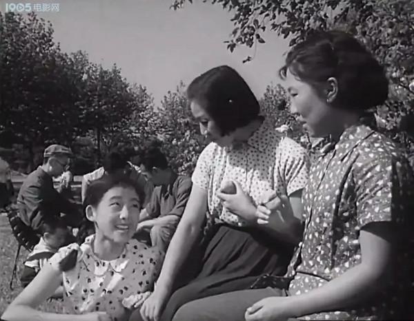 老電影（0536）《向陽花開》天馬電影製片廠（1960）電影劇照欣賞