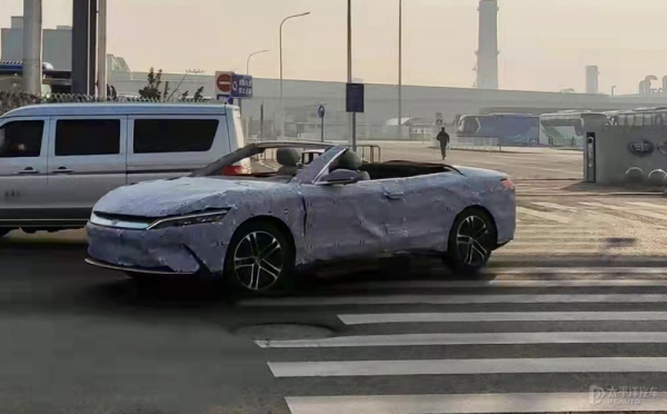 比亞迪漢敞篷版諜照曝光！國產車越來越會玩了