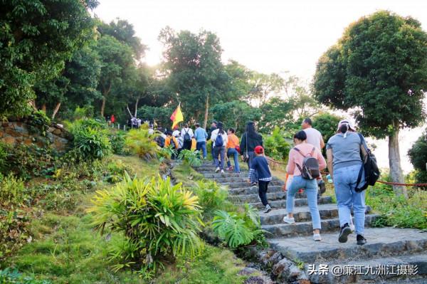 民盟廉江市委聯合開展徒步活動 民盟廉江市委聯合開展徒步活動