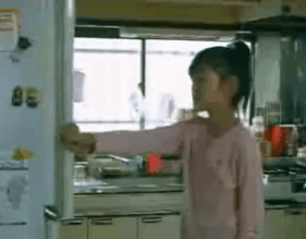 30張照片看世界:美國劫匪被奪槍,日本怪異廣告,義大利空姐遊行 30張照片看世界:美國劫匪被奪槍,日本怪異廣告,義大利空姐遊行