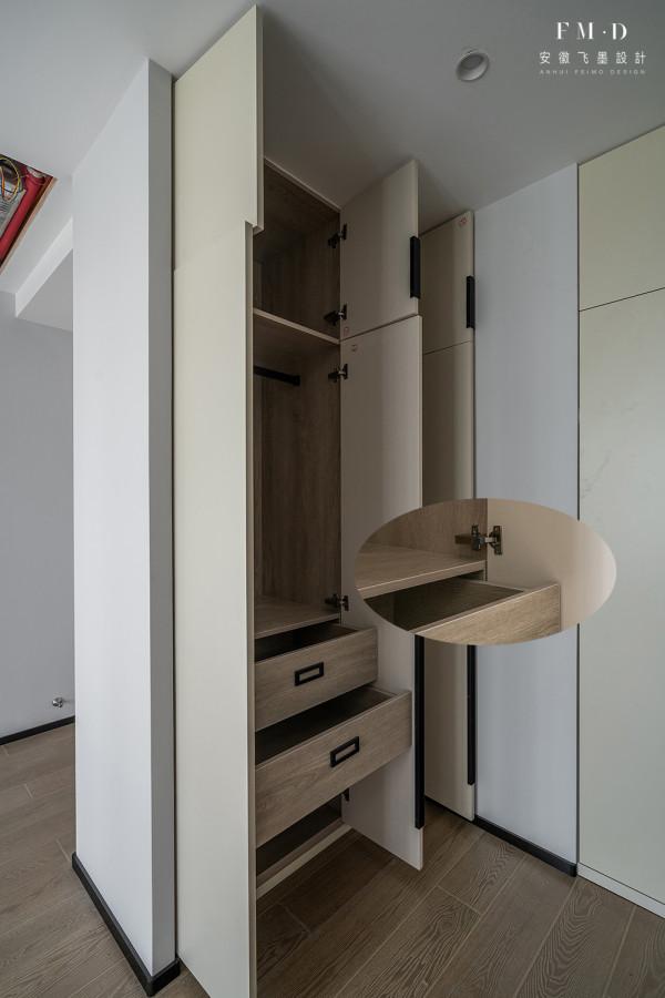 放棄“橫廳戶型”，一切以實用為主，客廳隔間臥室真是明智的選擇