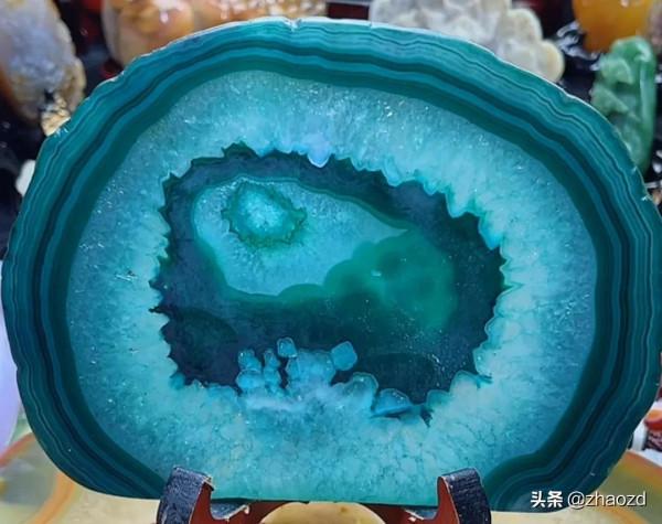 珍貴多彩瑪瑙奇石鑑賞