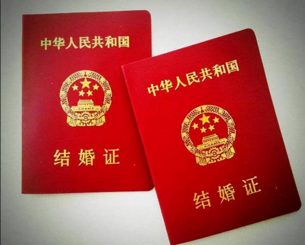 ";破爛王";喬保峰:千禧年時身價1000萬,靠辦假證騙娶3位嬌妻產下6子 ";破爛王";喬保峰:千禧年時身價1000萬,靠辦假證騙娶3位嬌妻產下6子