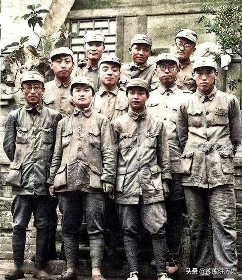 解放戰場上,四大野戰軍下轄的52個軍,都是誰任軍長 解放戰場上,四大野戰軍下轄的52個軍,都是誰任軍長