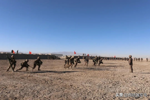 “邱少雲部隊”，開訓！