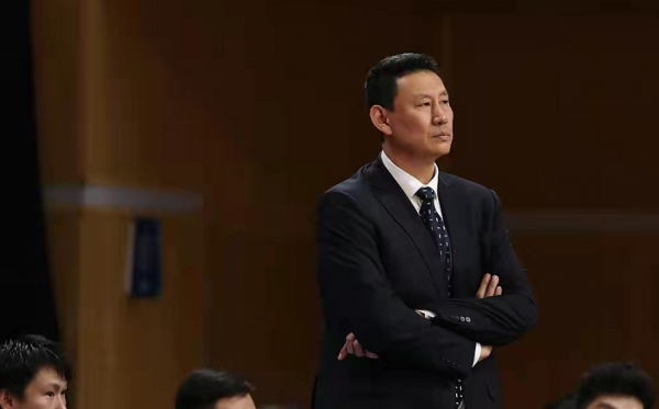 爆砍57+13，雙子星掀翻江蘇，李楠指導臉色鐵青，3連敗淪為墊底