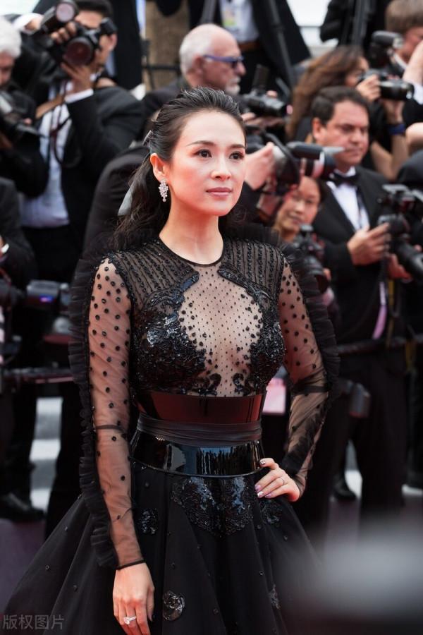 國際女神章子怡！女神根本就不會老！只會越來越美