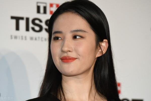 10位湖北籍女星：有人嫁導演，有人嫁富豪，有人45歲至今未婚