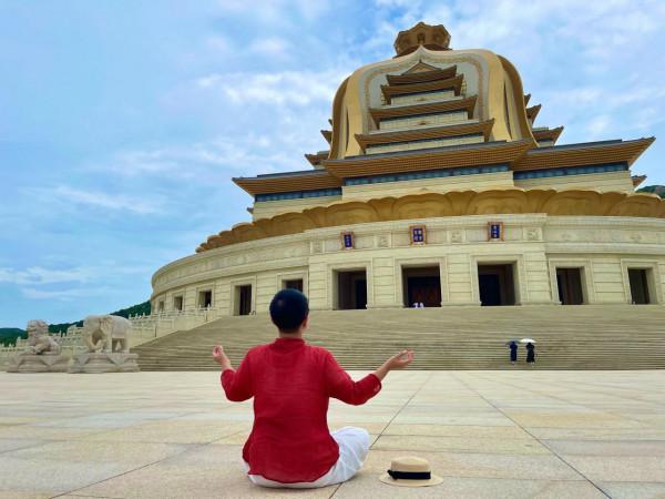 普陀斥資60億打造了一座佛經裡的極樂世界,門票90你想來嗎? 普陀斥資60億打造了一座佛經裡的極樂世界,門票90你想來嗎?