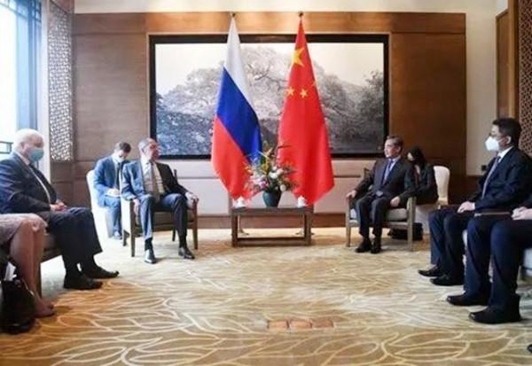 中俄為什麼不結盟？金燦榮：拉來一個朋友招來十個敵人，不划算