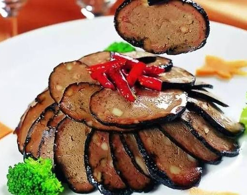 以美食之名,來一場尋味之旅 以美食之名,來一場尋味之旅