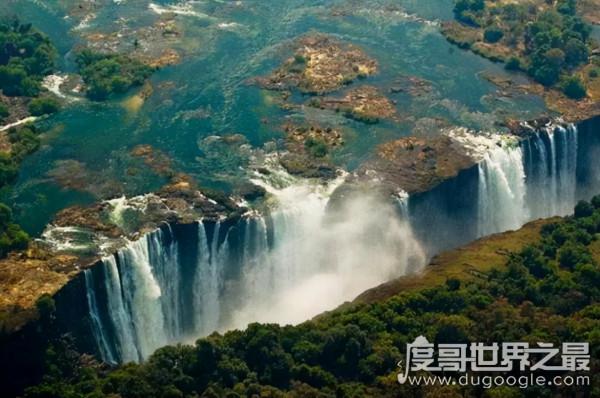 世界上最危險的游泳池,懸崖邊的魔鬼游泳池(110米) 世界上最危險的游泳池,懸崖邊的魔鬼游泳池(110米)