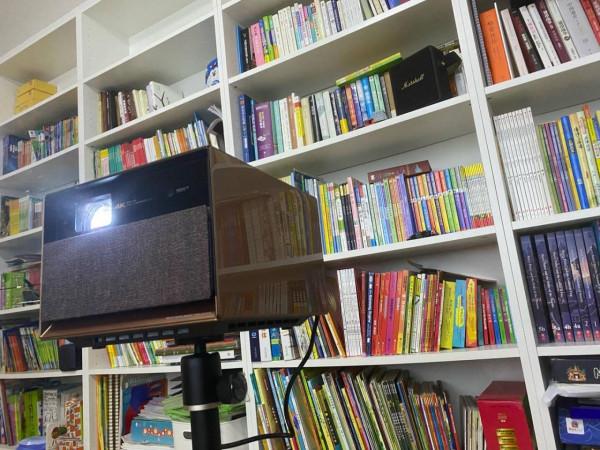 給父母換臺大電視 不如考慮下極米投影RS Pro 2