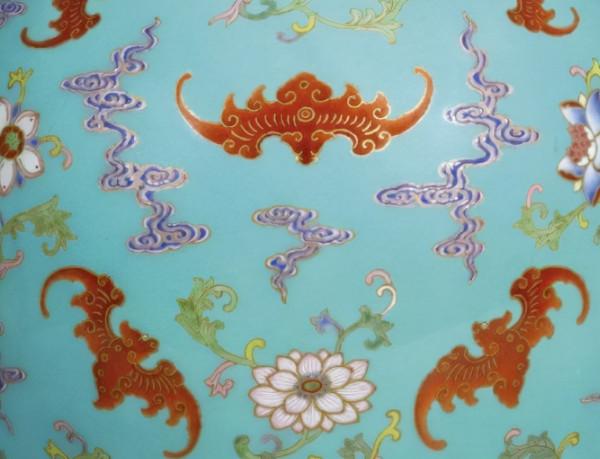 馬未都：估價2&period;8億 億的雙耳瓶，全世界僅5個，有錢也難買到