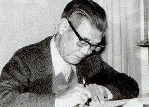 女叛徒隨老蔣敗退臺灣,1981年回國探親,故人一句話讓她啞口無言 女叛徒隨老蔣敗退臺灣,1981年回國探親,故人一句話讓她啞口無言