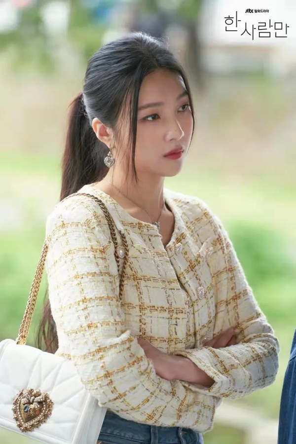 《只一人》:小熊安恩真、Joy、金景南開啟“機智的救濟院生活” 《只一人》:小熊安恩真、Joy、金景南開啟“機智的救濟院生活”