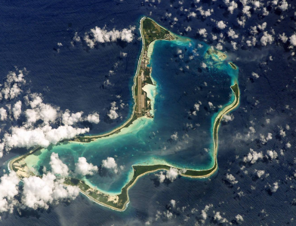 以牙還牙！美軍戰略轟炸機B-1B威懾中國，該派殲-16出場了