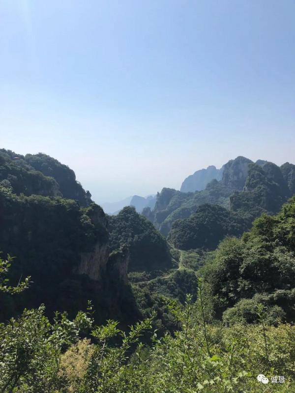 鳳凰歡樂谷的聯想