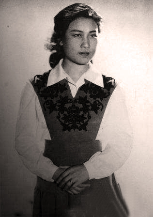 張瑞芳畫傳 39張老照片 從幼年到94歲 不同階段風采 見證美麗人生 張瑞芳畫傳 39張老照片 從幼年到94歲 不同階段風采 見證美麗人生