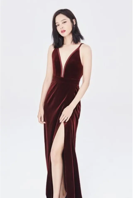 滿臉傲氣的辛芷蕾，美從何而來？什麼樣的穿搭才是她最美的樣子？