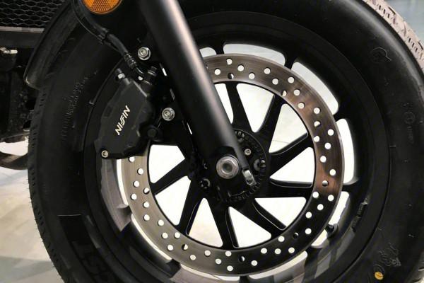 HONDA CM300 一款舒適而又省心的巡航入門車型 HONDA CM300 一款舒適而又省心的巡航入門車型