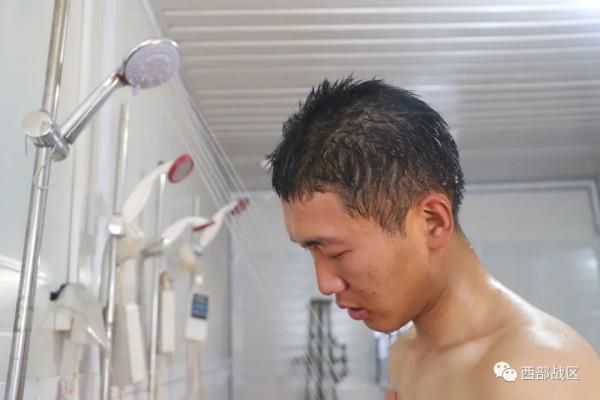 室溫最高65℃，海拔5200米的高原駐訓地再添“神器”……