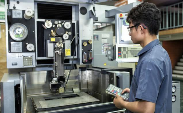 家境一般的學生適合報考的院校,錄取分數不高,畢業後還很好就業 家境一般的學生適合報考的院校,錄取分數不高,畢業後還很好就業