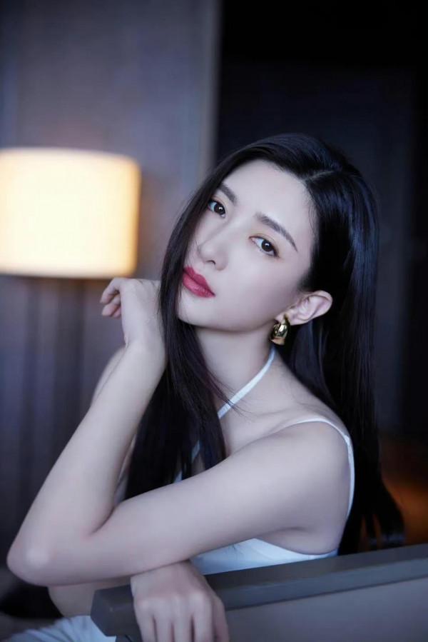 潔白無瑕江疏影