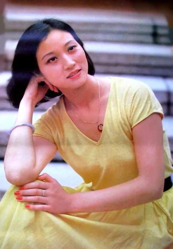 成名於《誰是第三者》的80年代影后李克純,感情經歷起伏波瀾 成名於《誰是第三者》的80年代影后李克純,感情經歷起伏波瀾