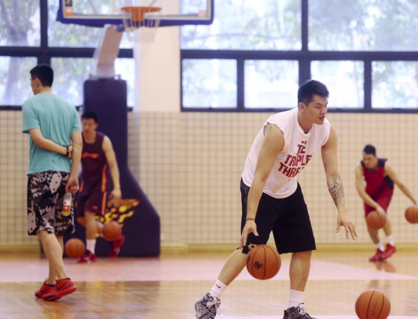 朱芳雨終於出手！廣東宏遠試訓CBA扣籃王，昔日王牌鋒線再獲補強