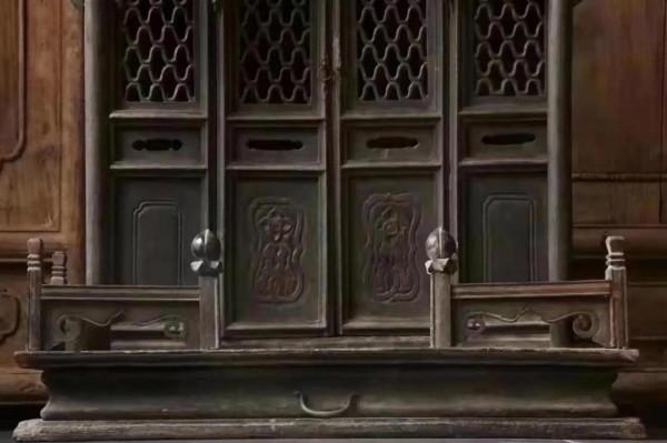 佛座，佛龕，案頭獅