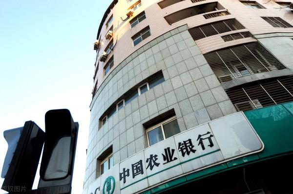 縣城的房價已降了三成，還沒有進城的農民該出手了嗎？