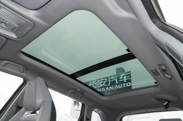 評測長安第二代CS75 PLUS，顏值高提速快，配1&period;5T渦輪增壓引擎