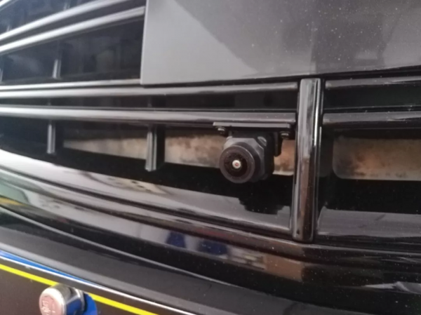 14款賓士S400L改裝原廠360全景，相比副廠360優勢劣勢都很明顯