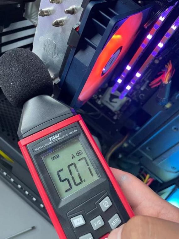 百元散熱新選擇,澤洛P4風冷+AP12風扇開箱簡測 百元散熱新選擇,澤洛P4風冷+AP12風扇開箱簡測