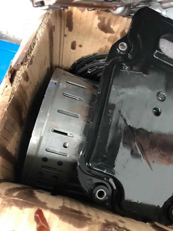 從修理廠到婚姻殿堂，夫妻共同打造低趴雷克薩斯LS430