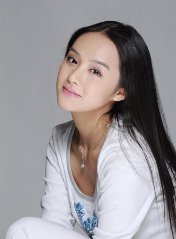 擁有別人整都整不來的一張臉，選擇退圈結婚太可惜了