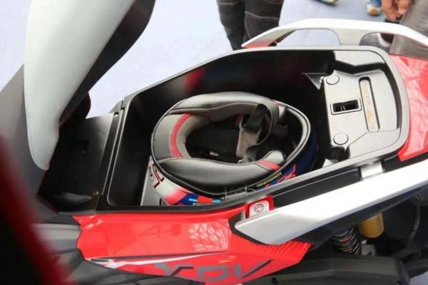 龍嘉XDV300i正式亮相,外觀硬朗標配霧燈可選三箱 龍嘉XDV300i正式亮相,外觀硬朗標配霧燈可選三箱