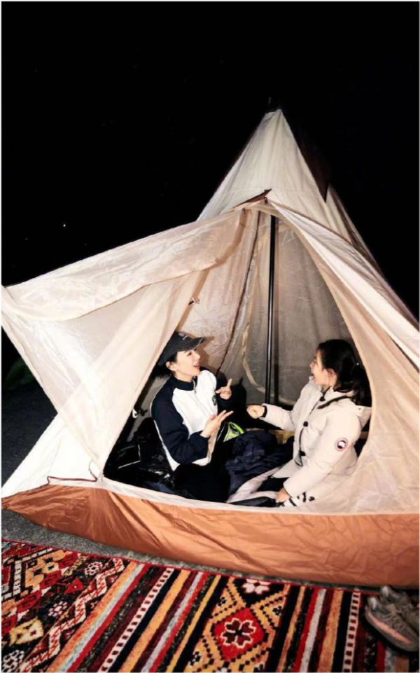 黃奕真值得學習!國慶帶女兒重走長征路,8歲女兒顏值真的長開了 黃奕真值得學習!國慶帶女兒重走長征路,8歲女兒顏值真的長開了