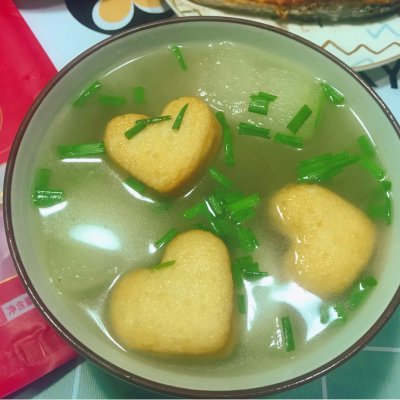 鮮香可口,吃起來特別過癮,讓人讚不絕口 鮮香可口,吃起來特別過癮,讓人讚不絕口