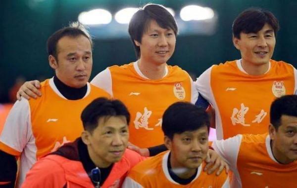 留洋巴西足球健力寶六小天鵝的傳奇故事 留洋巴西足球健力寶六小天鵝的傳奇故事