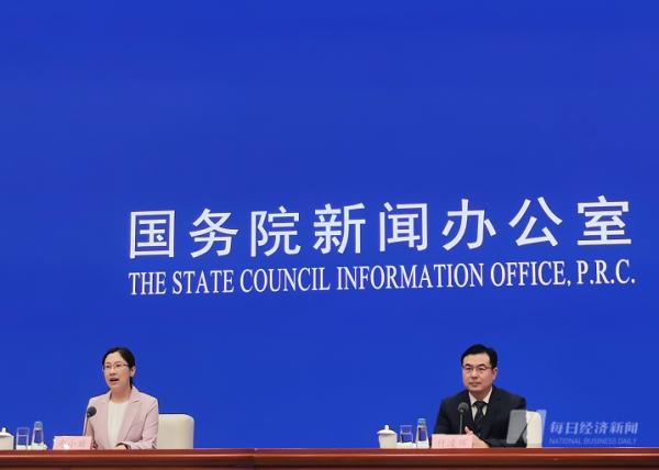 汽車“缺芯”但出口倍增?國家統計局答每經問:我國汽車產業體系完整,配套能力強 汽車“缺芯”但出口倍增?國家統計局答每經問:我國汽車產業體系完整,配套能力強