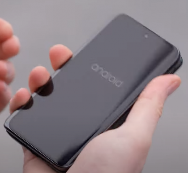 OPPO Find N 目前最迷你的摺疊屏手機|可單手握持操控的摺疊屏 OPPO Find N 目前最迷你的摺疊屏手機|可單手握持操控的摺疊屏