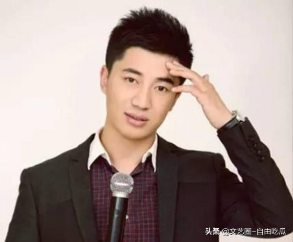 男網紅吐槽女歌手很虛偽：表面很親和，鏡頭一走要求出場費加10萬