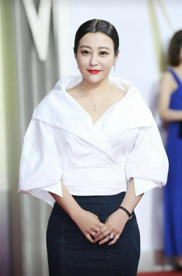 5位超高人氣的微胖女星,顏值高、演技好,甩“白幼瘦”幾條街 5位超高人氣的微胖女星,顏值高、演技好,甩“白幼瘦”幾條街