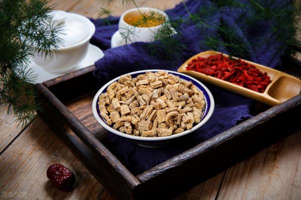 脾胃氣虛，清陽不升？會四肢睏乏，大便稀溏，應當昇陽益胃