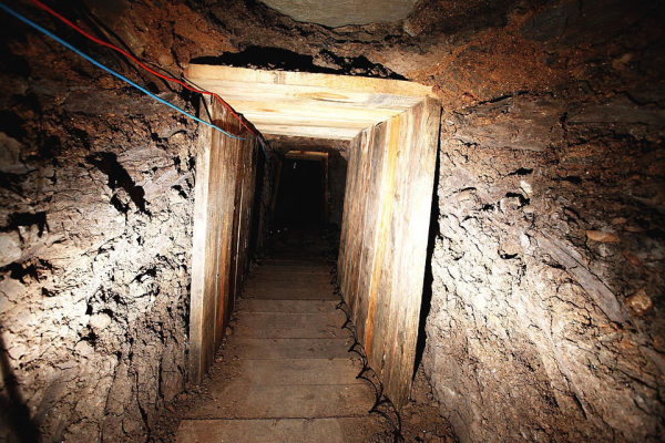 古斯曼：世界頭號通緝犯，愛好是娶老婆，被捕後花126億美金買命