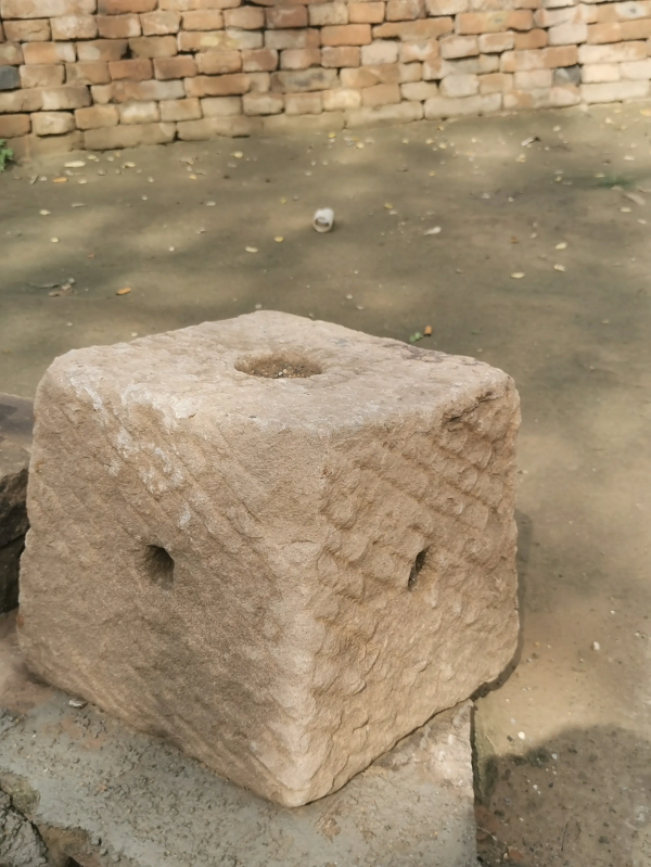 傳統文化傳承的功臣———石匠,如今只剩石雕工藝發揮餘熱…… 傳統文化傳承的功臣———石匠,如今只剩石雕工藝發揮餘熱……