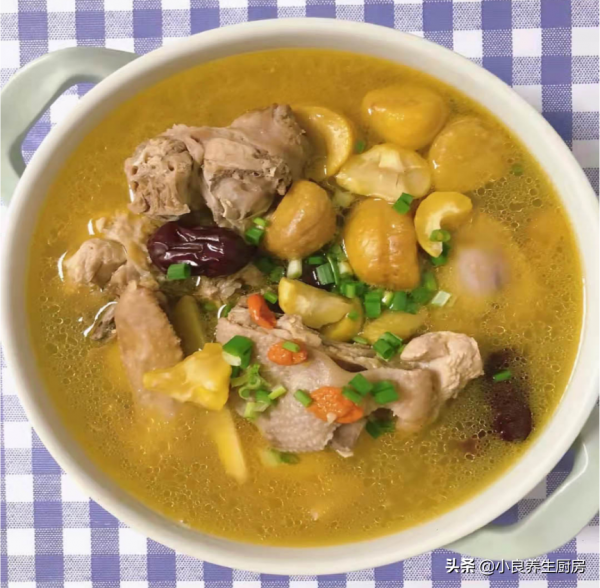 冬天要多喝湯,這湯湖北人經常喝,老少皆宜,營養滋補,健康過冬 冬天要多喝湯,這湯湖北人經常喝,老少皆宜,營養滋補,健康過冬