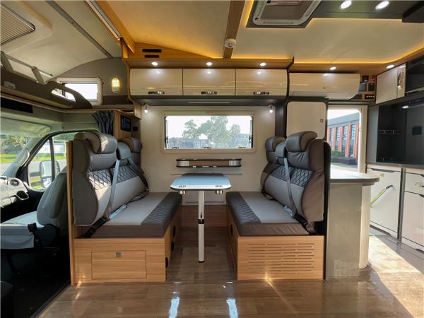 41&period;49W最具價效比國六依維柯房車，新吉奧雲遊系列側拓展